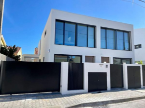 SereneScape Villa - Fernão Ferro